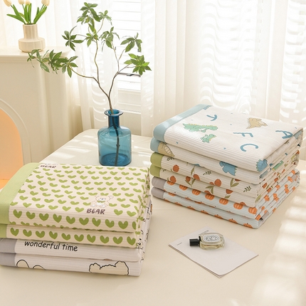 圣楚家纺  2024新款A类泡泡棉夹棉床盖