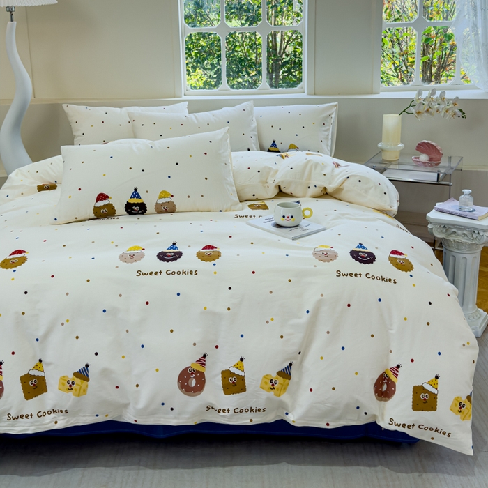 91家纺网 家纺一手货源 找家纺 感遇 2024新款全棉印花四件套 曲奇饼干仔