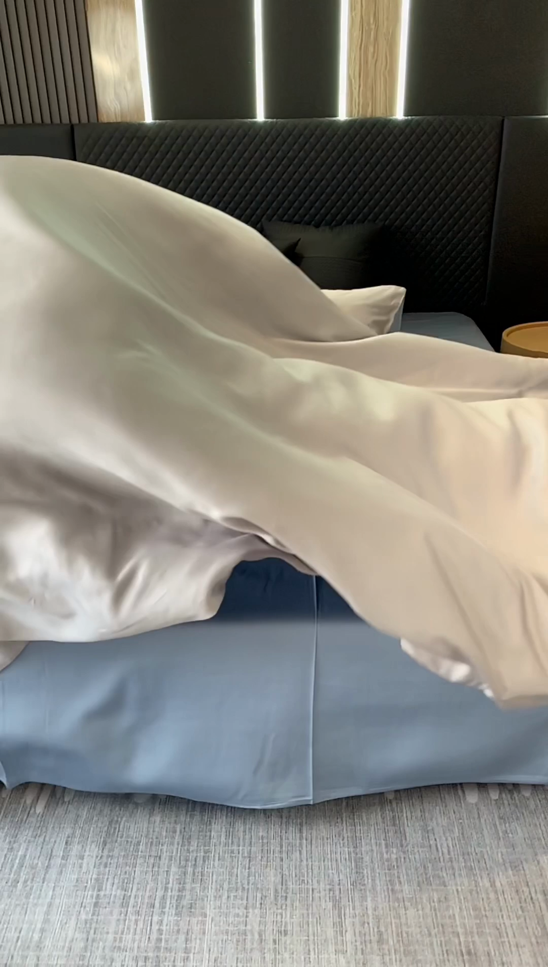 91家纺网 家纺一手货源 找家纺 莱豫家纺 2024新款80支莱赛尔天丝纯色双拼四件套 莫奈印象灰