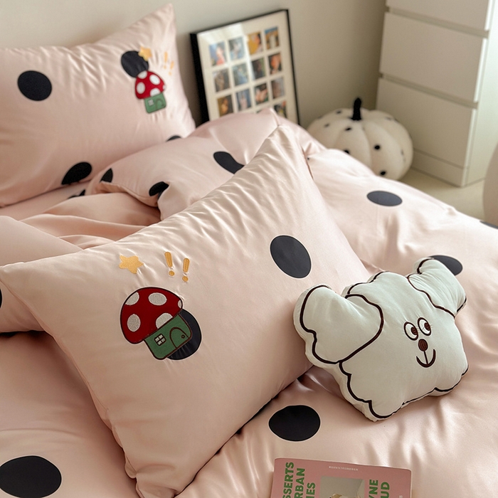 91家纺网 家纺一手货源 找家纺 优悦2024新款冰丝卡通贴布绣四件套 围巾狗-粉