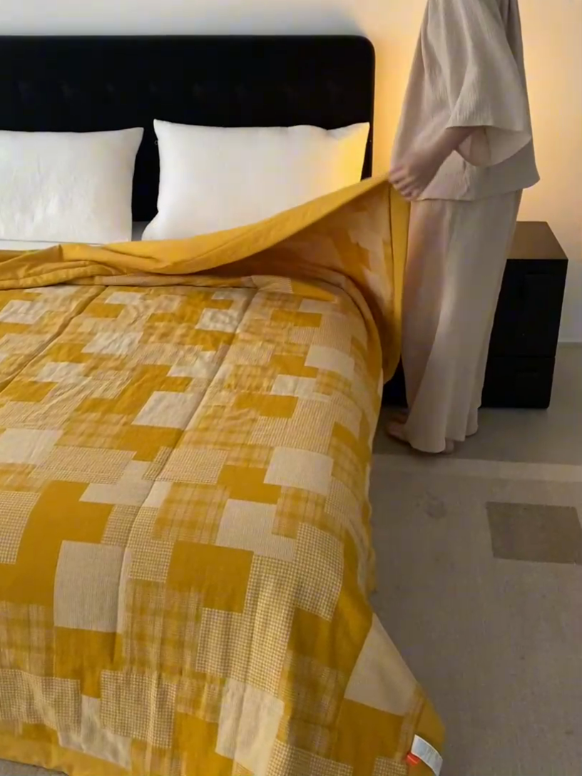 91家纺网 家纺一手货源 找家纺 安莱生活 2024新款双层纱拼布田园单夏被系列 拼布田园-姜黄