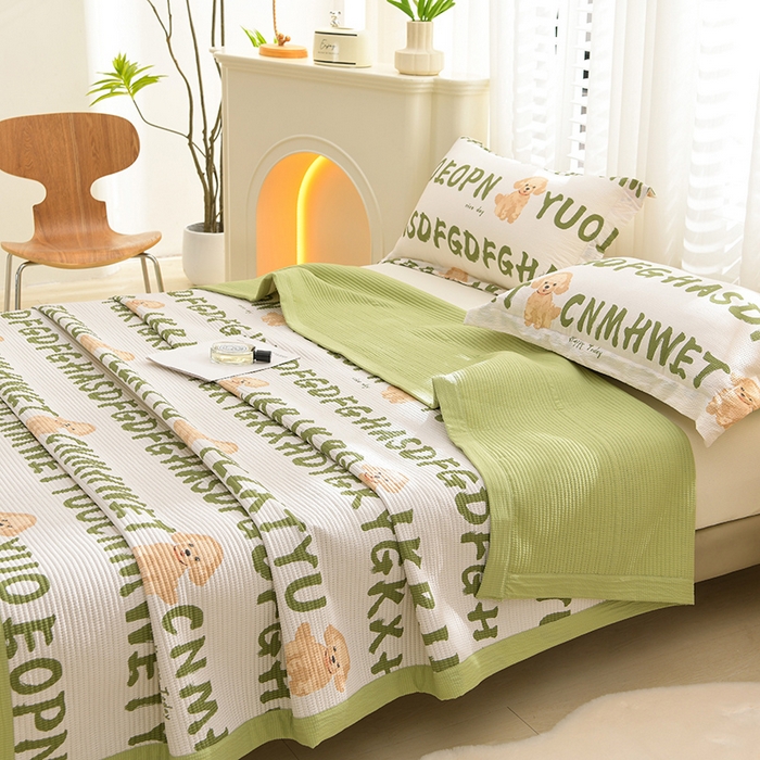 91家纺网 家纺一手货源 找家纺 圣楚家纺 2024新款A类泡泡棉夹棉床盖真情陪伴