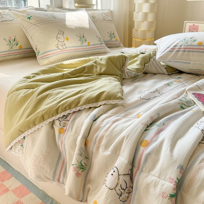 91家纺网 家纺一手货源 找家纺 慕尚家纺2025新款双层纱水洗夏被子被芯 粉黛小兔