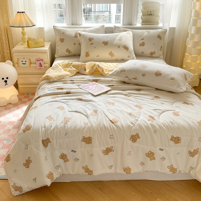 91家纺网 家纺一手货源 找家纺 慕尚家纺2025新款双层纱水洗夏被子被芯 宝贝小熊