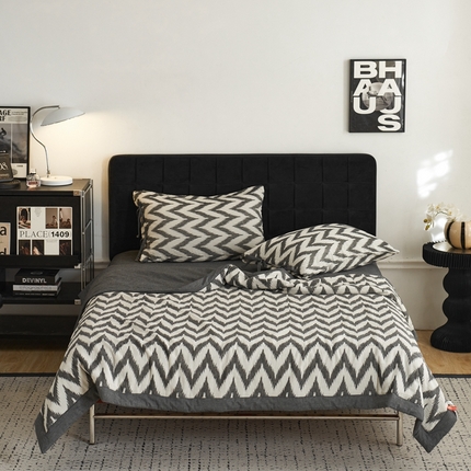 91家纺网 家纺一手货源 找家纺 （总）安莱生活 2024新款双层纱色织提花海澜夏被及四件套系列