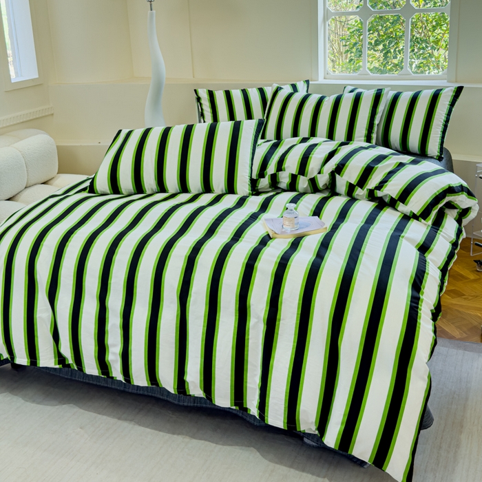 91家纺网 家纺一手货源 找家纺 感遇 2024新款全棉印花四件套 黑绿条纹