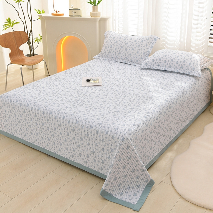 91家纺网 家纺一手货源 找家纺 圣楚家纺 2024新款A类泡泡棉夹棉床盖蓝色海洋