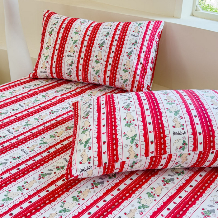 91家纺网 家纺一手货源 找家纺 感遇 2024新款全棉印花四件套 草莓小兔