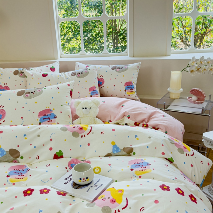 91家纺网 家纺一手货源 找家纺 感遇 2024新款全棉印花四件套 草莓小狗