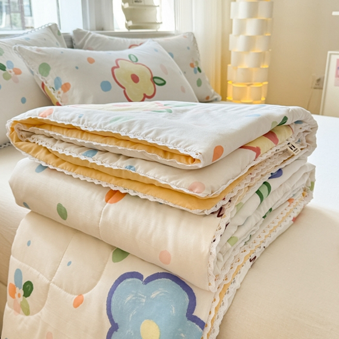 91家纺网 家纺一手货源 找家纺 慕尚家纺2025新款双层纱水洗夏被子被芯 绿野小花