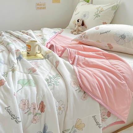 91家纺网 家纺一手货源 找家纺 柒月2024新款华夫格小清新卡通印花夏被 美丽花花-