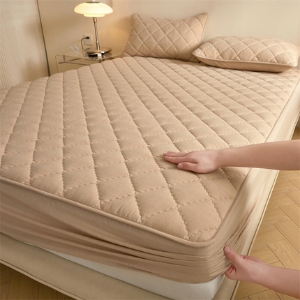 91家纺网 家纺一手货源 找家纺 （总）居眠 2024新款全棉色织纯色夹棉床笠