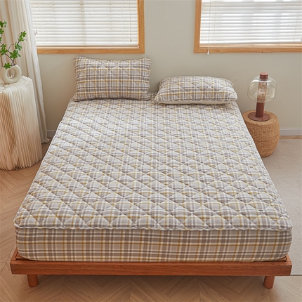 91家纺网 家纺一手货源 找家纺 居眠 2024新款全棉色织水洗棉格子夹棉床笠 夹棉款-明古-灰