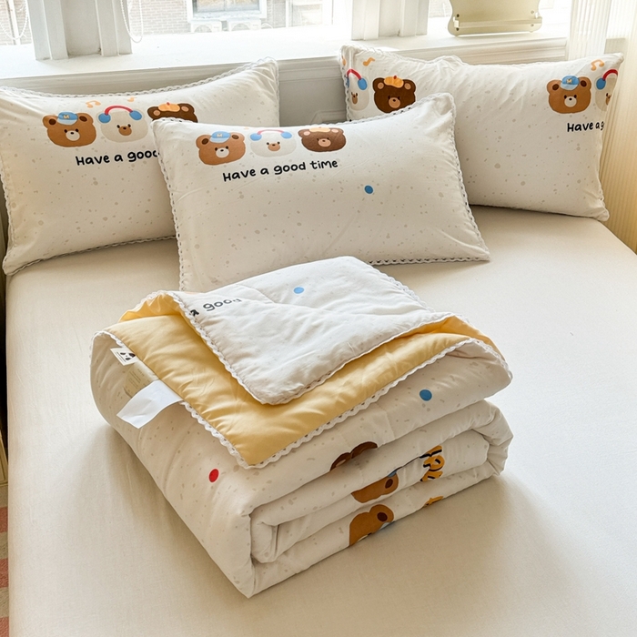 91家纺网 家纺一手货源 找家纺 慕尚家纺2025新款双层纱水洗夏被子被芯 乐园伙伴