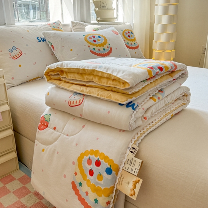 91家纺网 家纺一手货源 找家纺 慕尚家纺2025新款双层纱水洗夏被子被芯 可口蛋糕