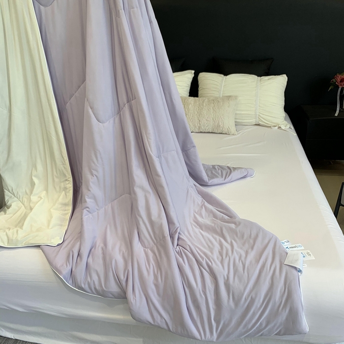 91家纺网 家纺一手货源 找家纺 莱豫家纺 2024新款小冰皮夏凉被锦纶氨纶面料空调夏被 多肉葡萄