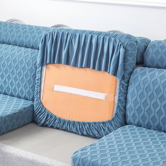 91家纺网 家纺一手货源 找家纺 千彤沙发垫 2024新款裙边款拉花绒菱形格系列沙发笠 水蓝