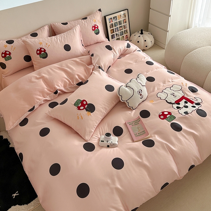 91家纺网 家纺一手货源 找家纺 优悦2024新款冰丝卡通贴布绣四件套 围巾狗-粉