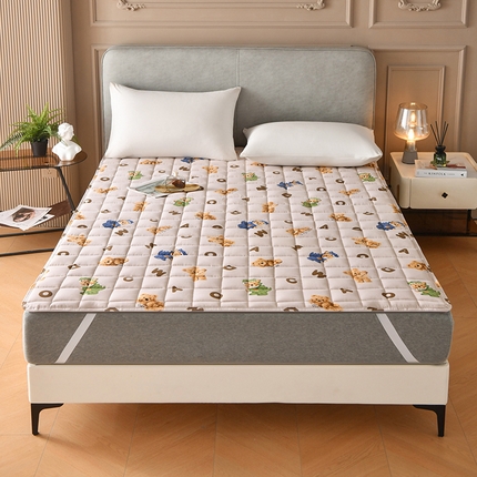 91家纺网 家纺一手货源 找家纺 索弗莱家纺 2024新款轻奢四季款全棉磨毛床褥垫 卡蜜拉