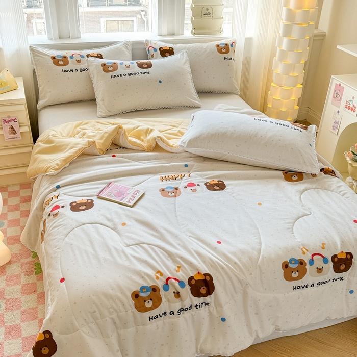 91家纺网 家纺一手货源 找家纺 慕尚家纺2025新款双层纱水洗夏被子被芯 乐园伙伴