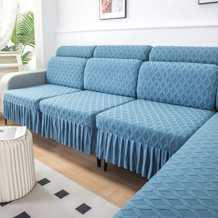 91家纺网 家纺一手货源 找家纺 千彤沙发垫 2024新款裙边款拉花绒菱形格系列沙发笠 水蓝