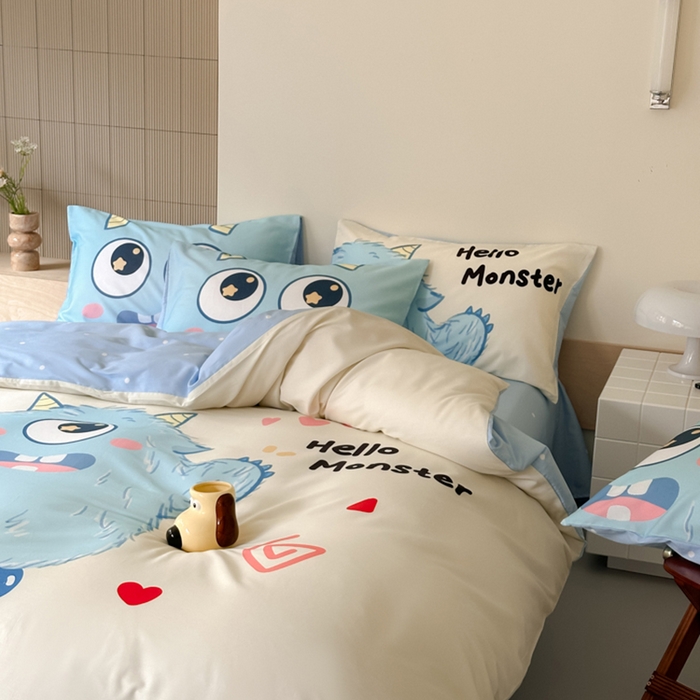 91家纺网 家纺一手货源 找家纺 曼之夏 2024新款40支高精密数码印花全棉四件套 独眼小怪