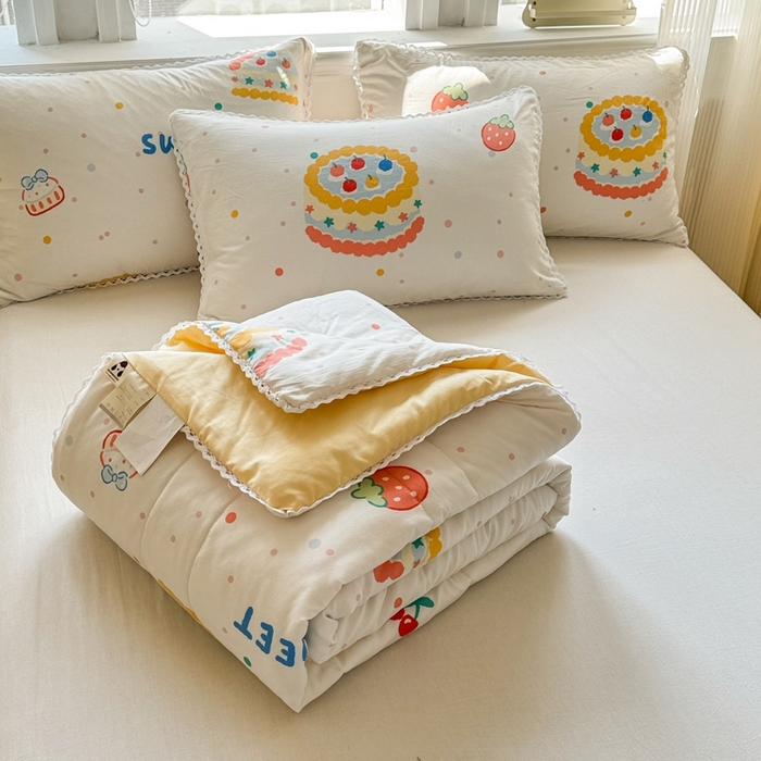 91家纺网 家纺一手货源 找家纺 慕尚家纺2025新款双层纱水洗夏被子被芯 可口蛋糕