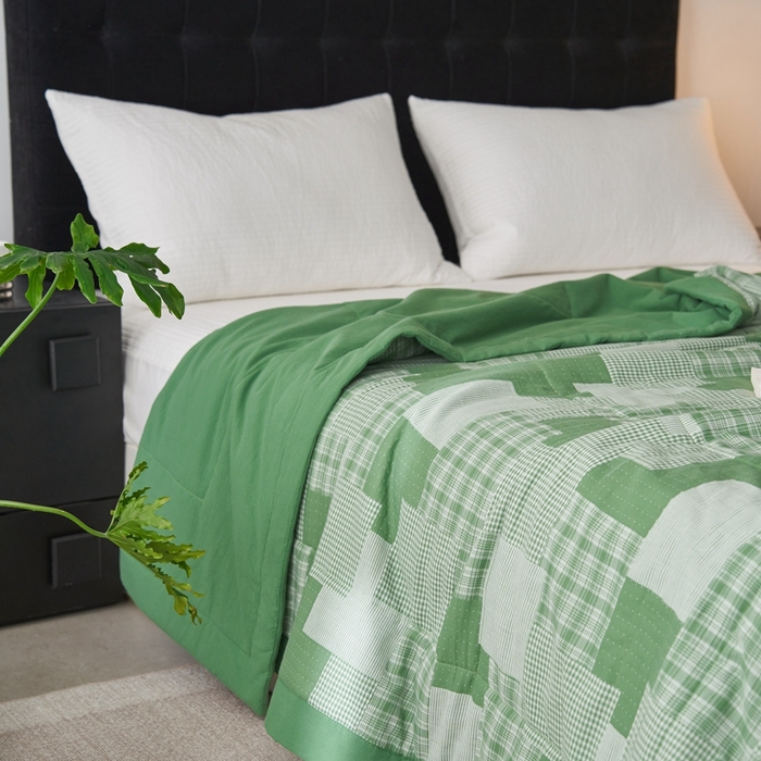 91家纺网 家纺一手货源 找家纺 安莱生活 2024新款双层纱拼布田园单夏被系列 拼布田园-嫩绿