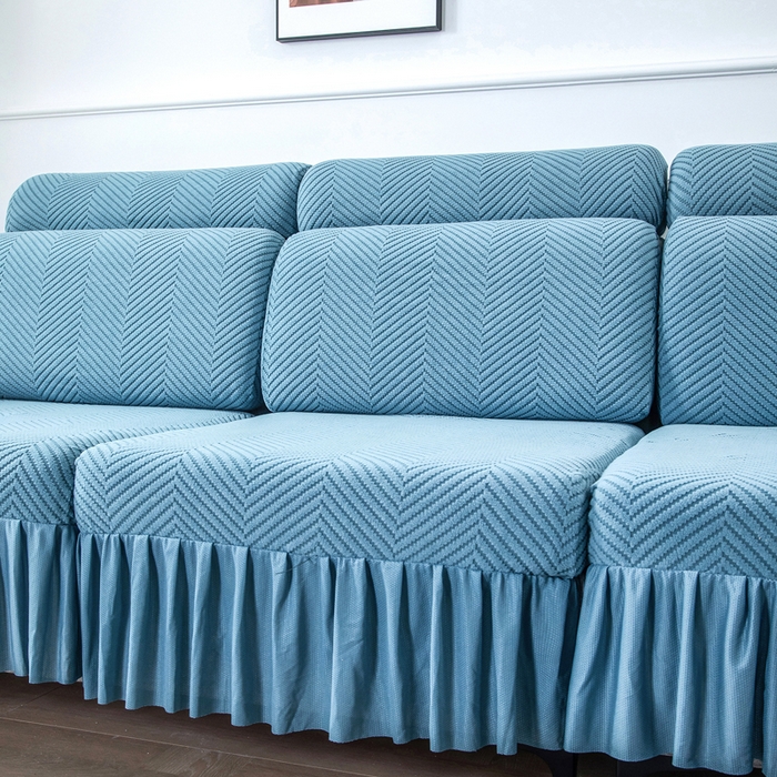 91家纺网 家纺一手货源 找家纺 千彤 2024新款裙边款弹力沙发套罩拉花绒人字纹系列沙发笠 水蓝