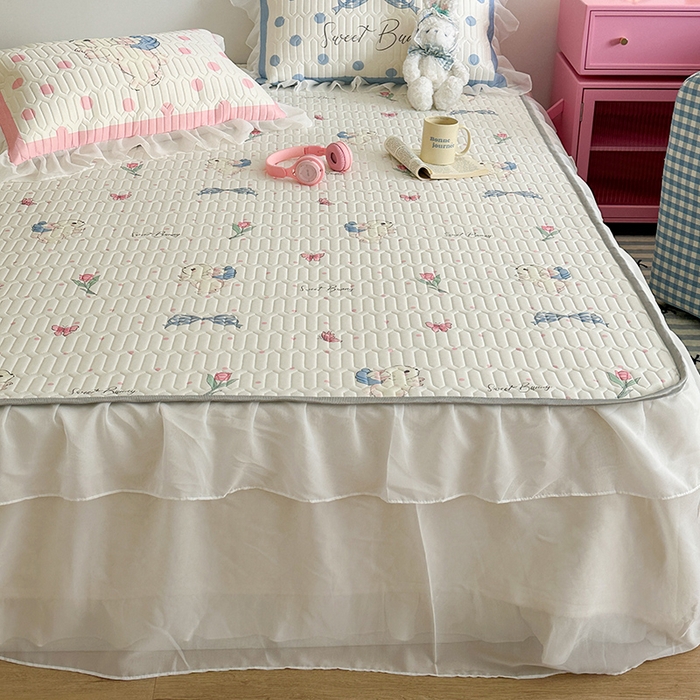 91家纺网 家纺一手货源 找家纺 昔可 新款床裙款乳胶凉席双层雪纺纱乳胶凉席三件套 郁金香花蜜兔