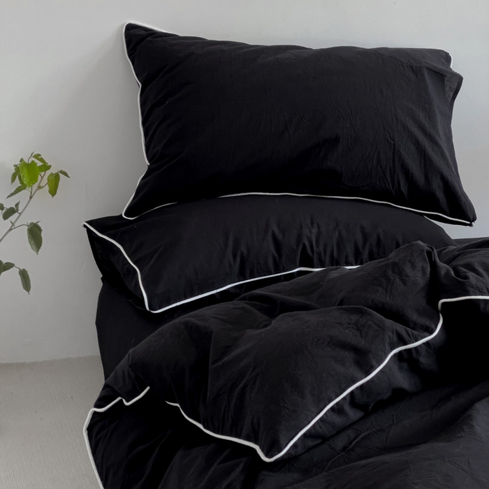 91家纺网 家纺一手货源 找家纺 梦家居 2024新款全棉色织水洗棉禁欲黑色系四件套 黑色—滚边款