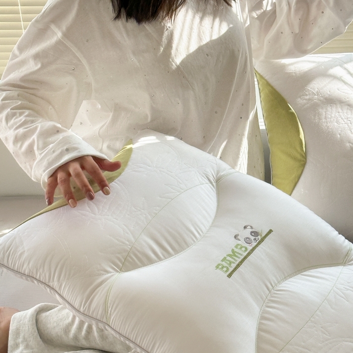 91家纺网 家纺一手货源 找家纺 （总）伟邦 2024新款熊猫刺绣分区枕