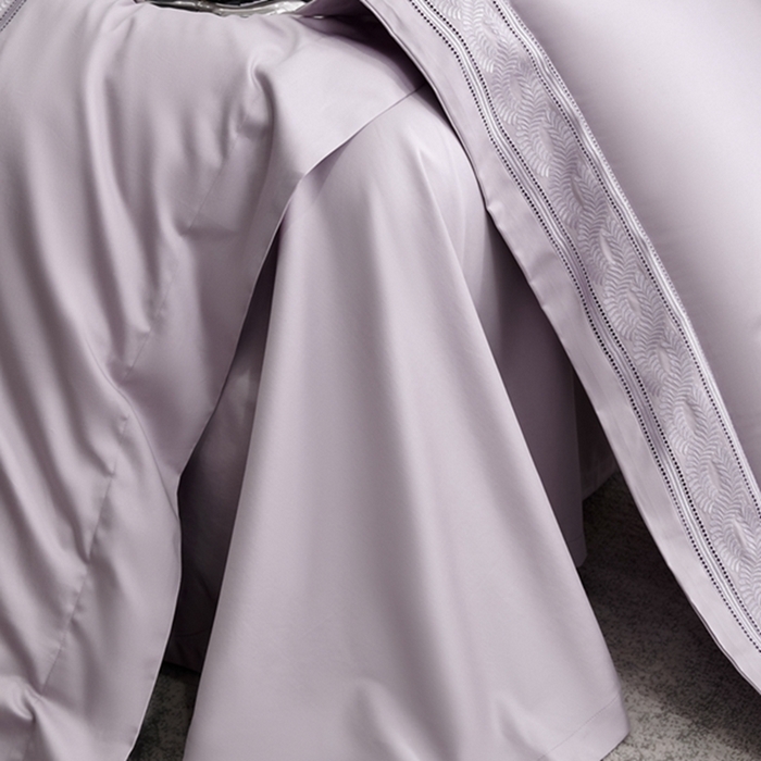 91家纺网 家纺一手货源 找家纺 榻尚家居 2024新款阿瓦提贡缎长绒棉四件套-伊芙琳 伊芙琳 紫灰