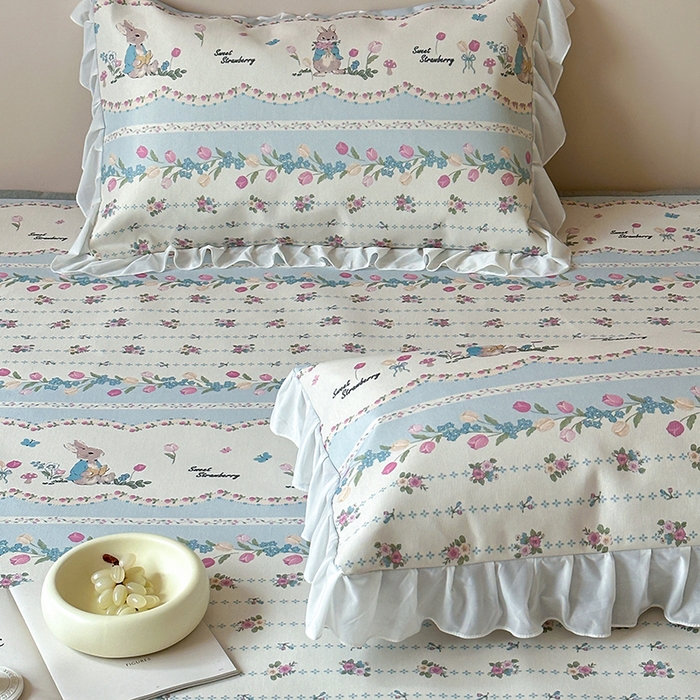 91家纺网 家纺一手货源 找家纺 昔可 2024新款A类900D仙仙雪纺纱床裙款冰丝席三件套 郁金香布兰兔