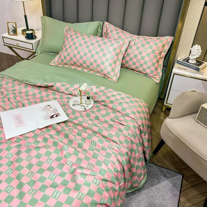 91家纺网 家纺一手货源 找家纺 丽卡家纺 2024新款水洗真丝夏被四件套 棋盘格