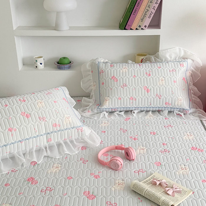 91家纺网 家纺一手货源 找家纺 昔可 新款床裙款乳胶凉席双层雪纺纱乳胶凉席三件套 玫瑰小猫咪