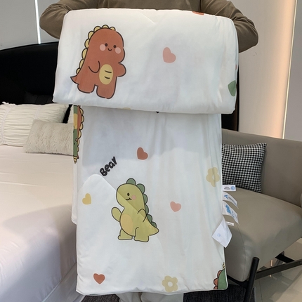 91家纺网 家纺一手货源 找家纺 奈萝家纺 2024新款A类凉感丝小凉皮夏被可机洗夏被新品空调被 恐龙