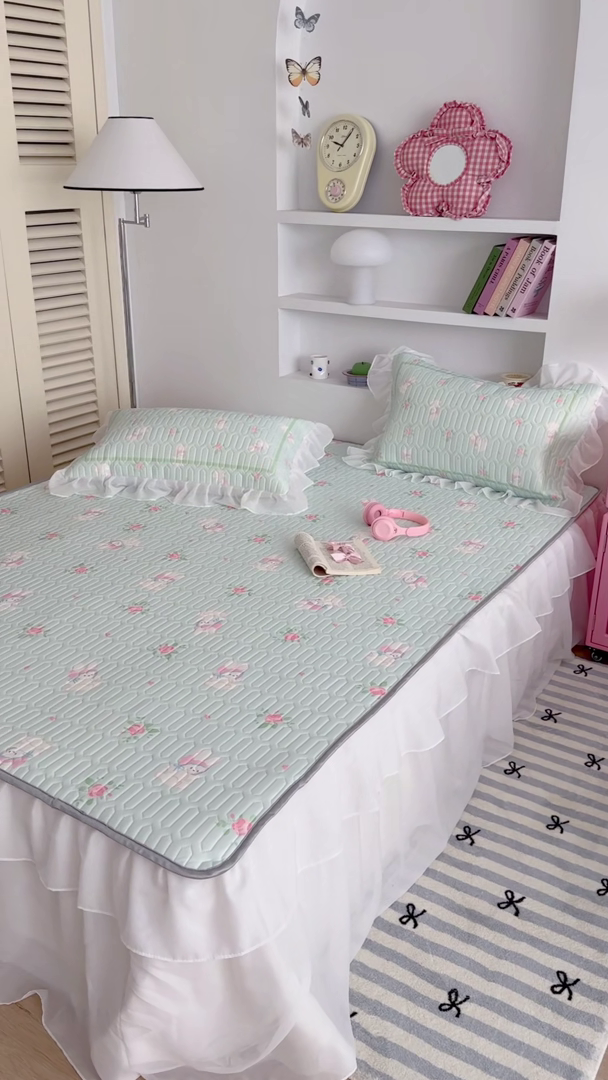 91家纺网 家纺一手货源 找家纺 昔可 新款床裙款乳胶凉席双层雪纺纱乳胶凉席三件套 田园小兔