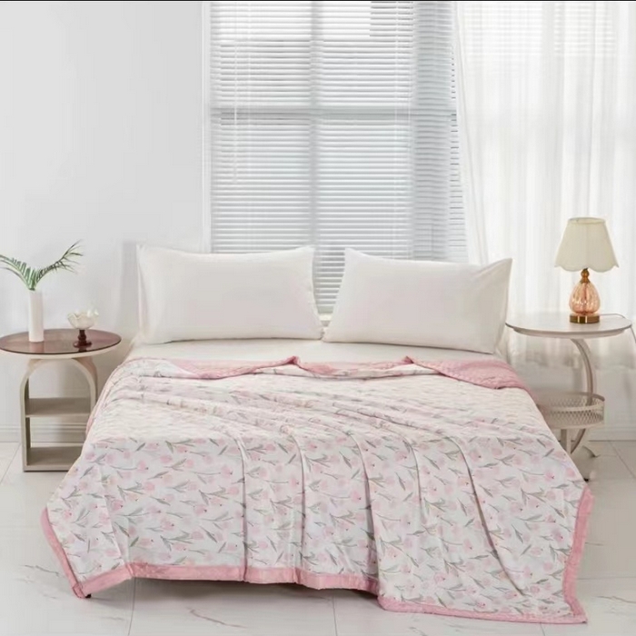 91家纺网 家纺一手货源 找家纺 梵克保罗 2024新款凉感丝豆豆被夏凉被空调被 郁金香-粉