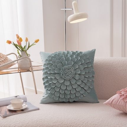 91家纺网 家纺一手货源 找家纺 （总）博笔熊家纺 2024新款轻奢INS风抱枕