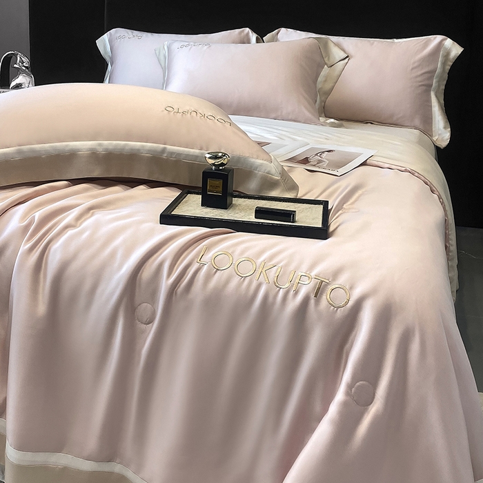 91家纺网 家纺一手货源 找家纺 优悦生活馆 2024新款工艺款冰丝刺绣夏被-蔚涞 蔚涞-粉