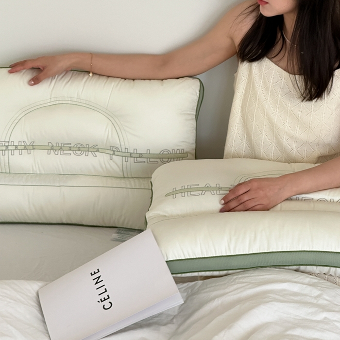 91家纺网 家纺一手货源 找家纺 （总）伟邦 2024新款轻奢贡缎决决子枕