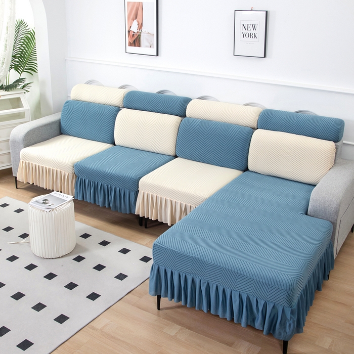 91家纺网 家纺一手货源 找家纺 千彤 2024新款裙边款弹力沙发套罩拉花绒人字纹系列沙发笠 水蓝米黄