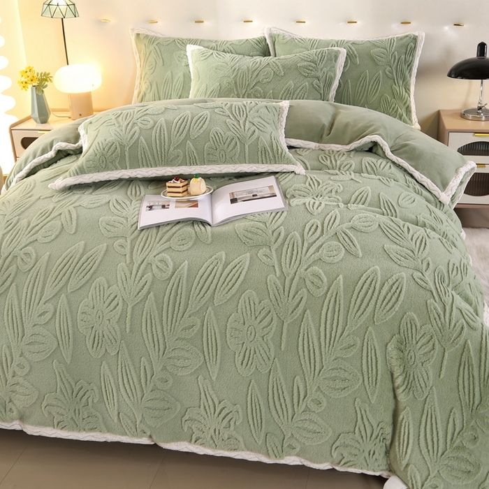 91家纺网 家纺一手货源 找家纺 芸锦豪2024新款花团雕花兔毛绒兔兔绒四件套 绿色