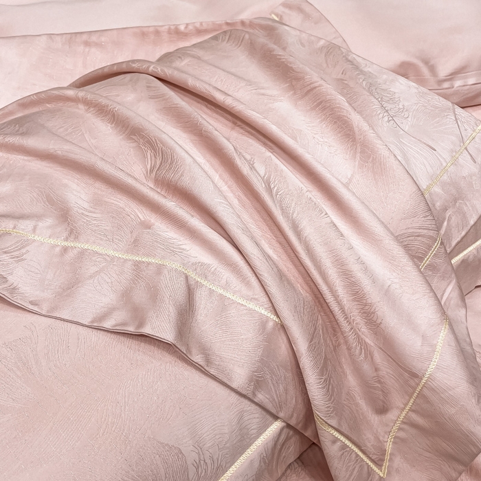 91家纺网 家纺一手货源 找家纺 艾迪尚家纺 2025新款天丝棉提花四件套 羽翼 梅子粉