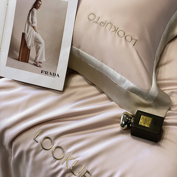 91家纺网 家纺一手货源 找家纺 优悦生活馆 2024新款工艺款冰丝刺绣夏被-蔚涞 蔚涞-粉