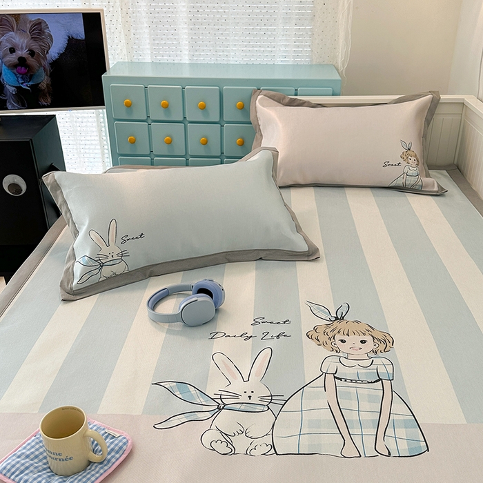 91家纺网 家纺一手货源 找家纺 昔可家纺 2024新款A类900D大版冰丝席 甜蜜少女