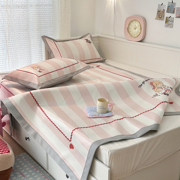 91家纺网 家纺一手货源 找家纺 昔可家纺 2024新款A类900D大版冰丝席 芭蕾女孩