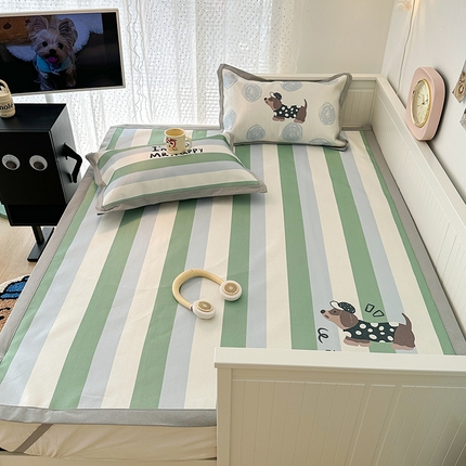 昔可家纺 2024新款A类900D大版冰丝席 绿条腊肠狗