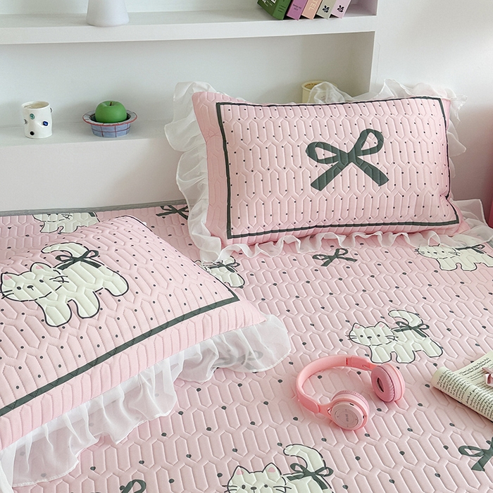 91家纺网 家纺一手货源 找家纺 昔可 新款床裙款乳胶凉席双层雪纺纱乳胶凉席三件套 波点丝带小猫咪